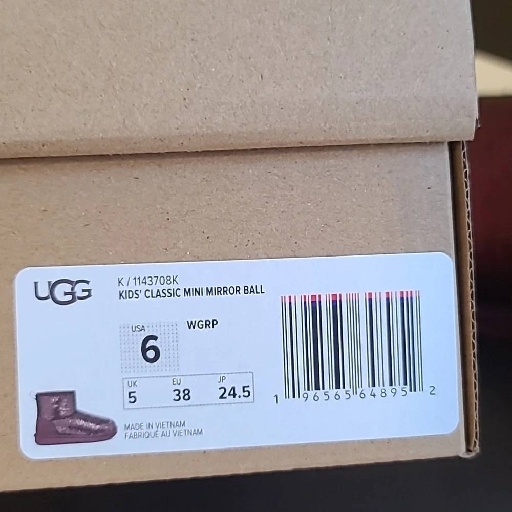 UGG boots - Picture 5 of 7